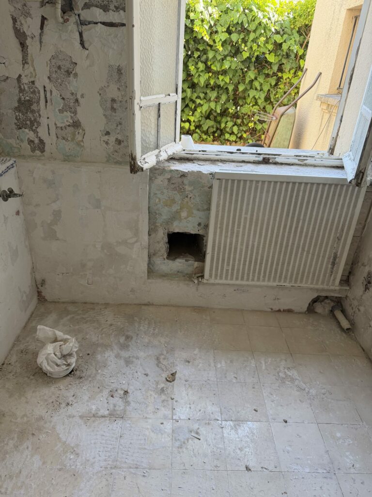 Rénovation d'une salle de bain – avant 7